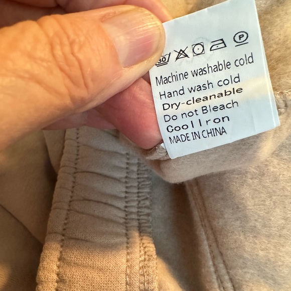 Women's Taupe Cargo Pants - Picture 11 of 11